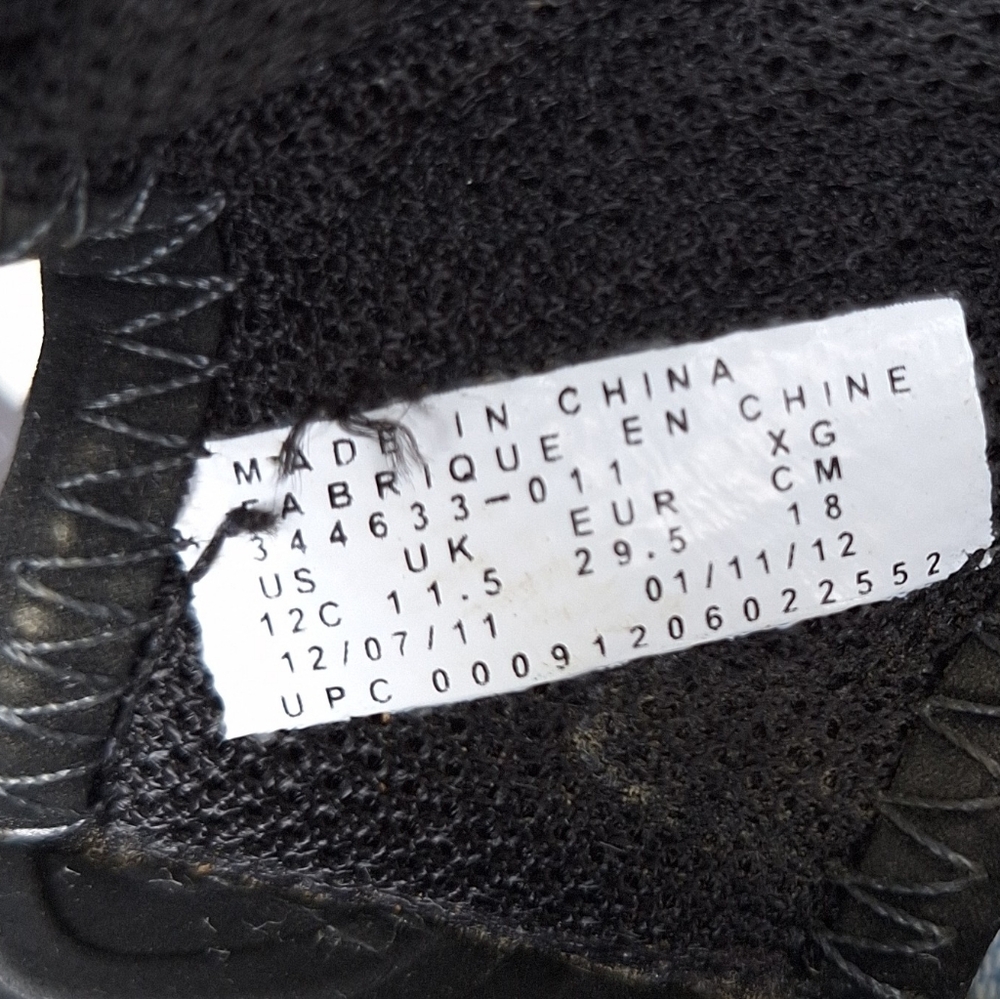 12c Nike Santiam 5 Sandals - Picture 10 of 10